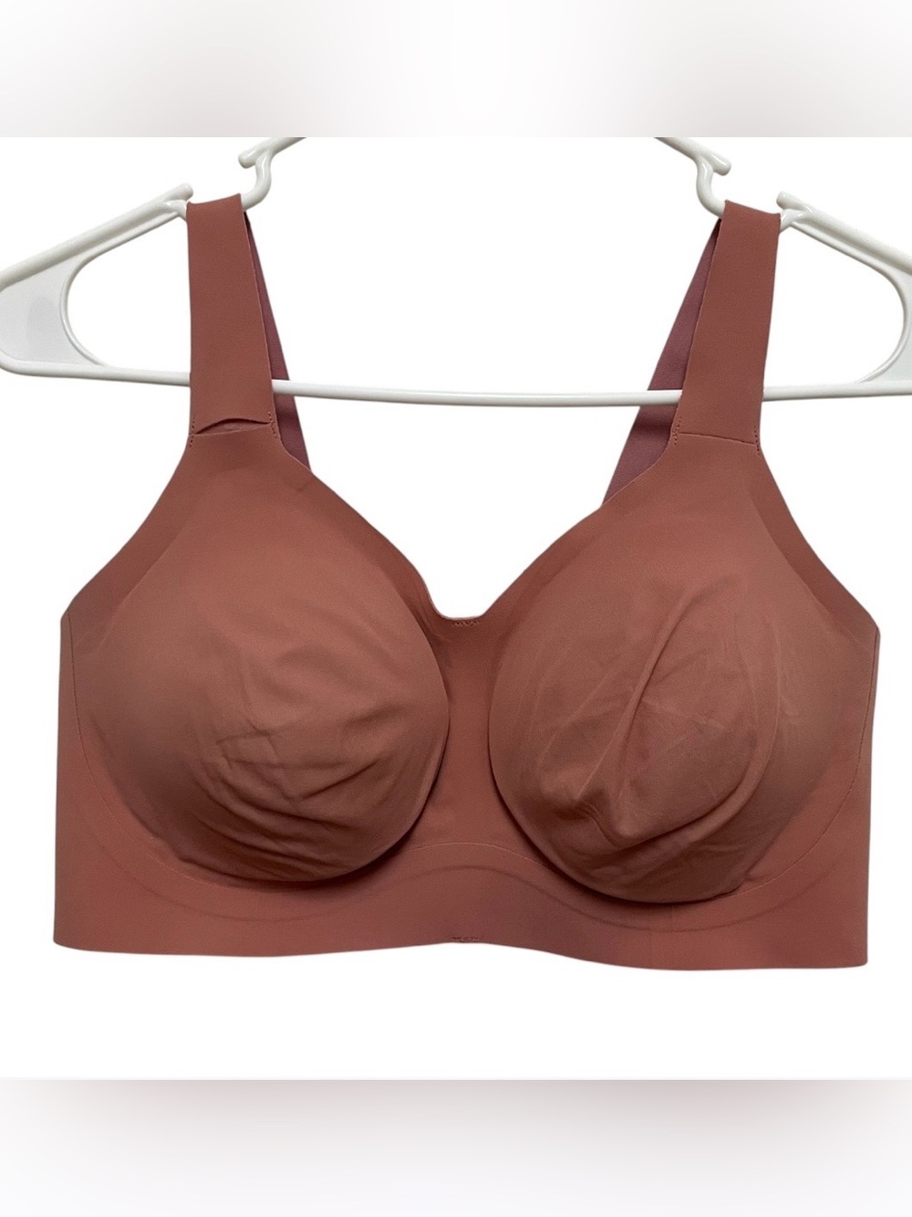Evelyn & Bobbie beyond bra coral